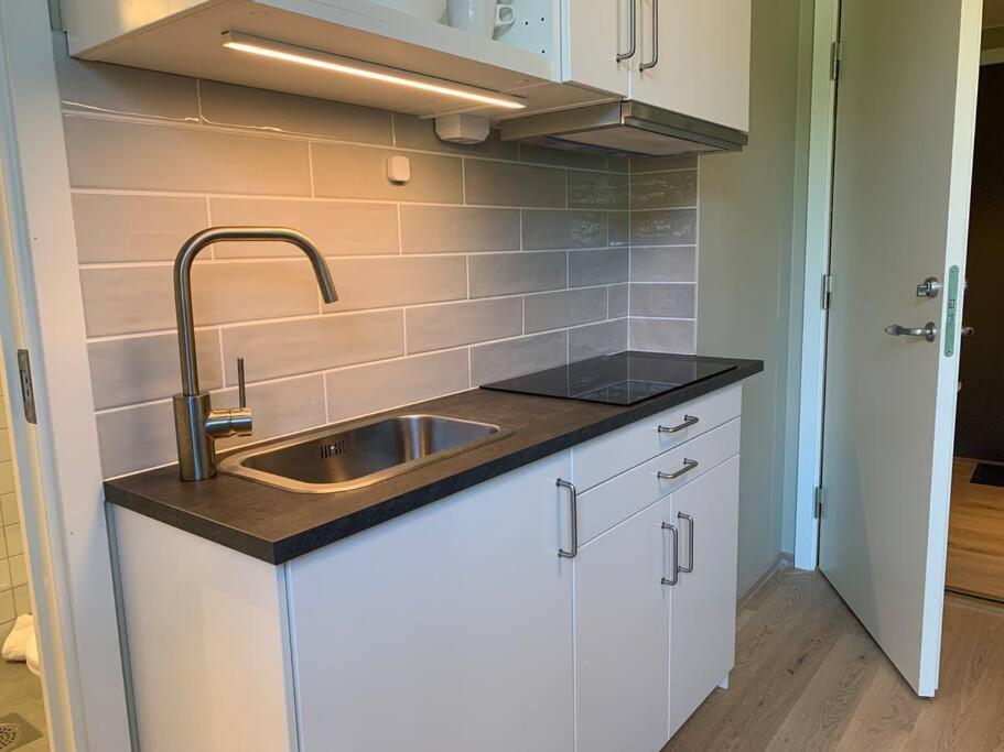 1 Bedroom Nb!! Small Appartamento *